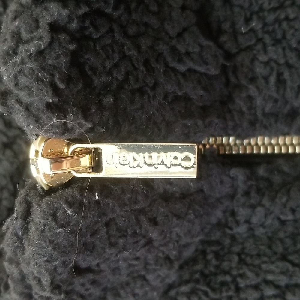 Calvin Klein Medium - image 3